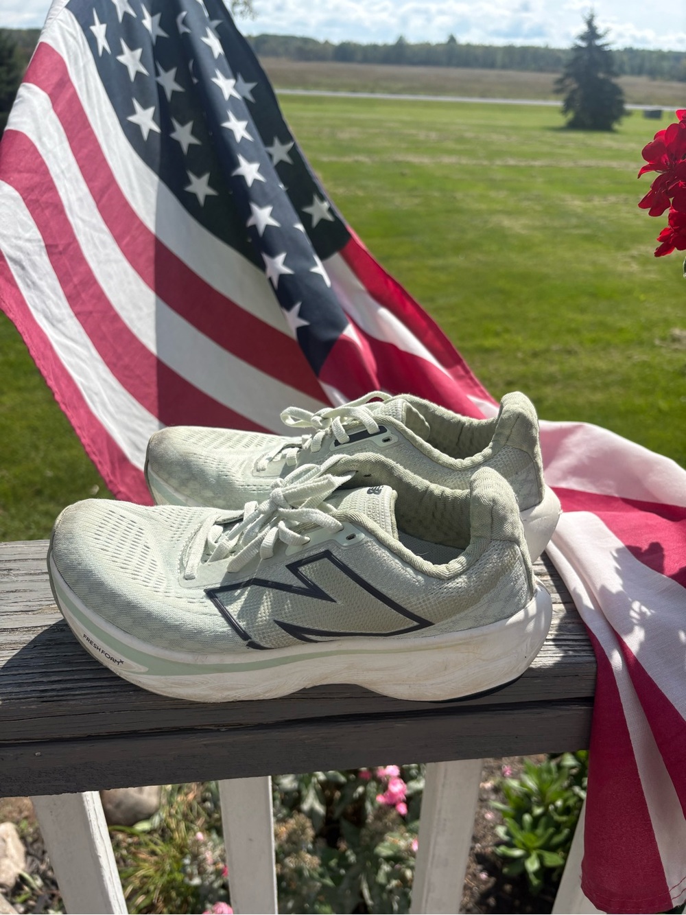 New Balance Light Green Women's Athletic Running Shoes